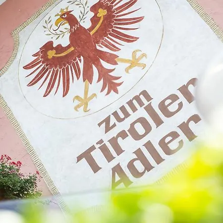 Zum Tiroler Adler Hotel Tirolo