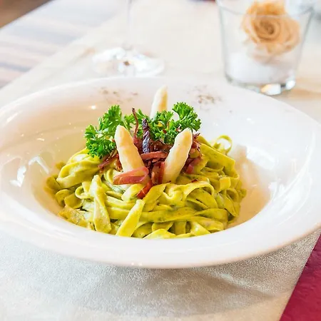 Zum Tiroler Adler 3* Tirolo